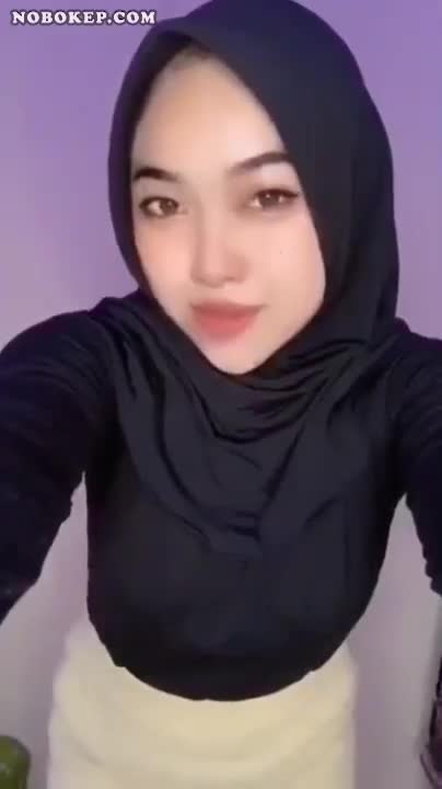 Hijab_Goyang_Tiktok_Joget_Bugil_2.mp4
