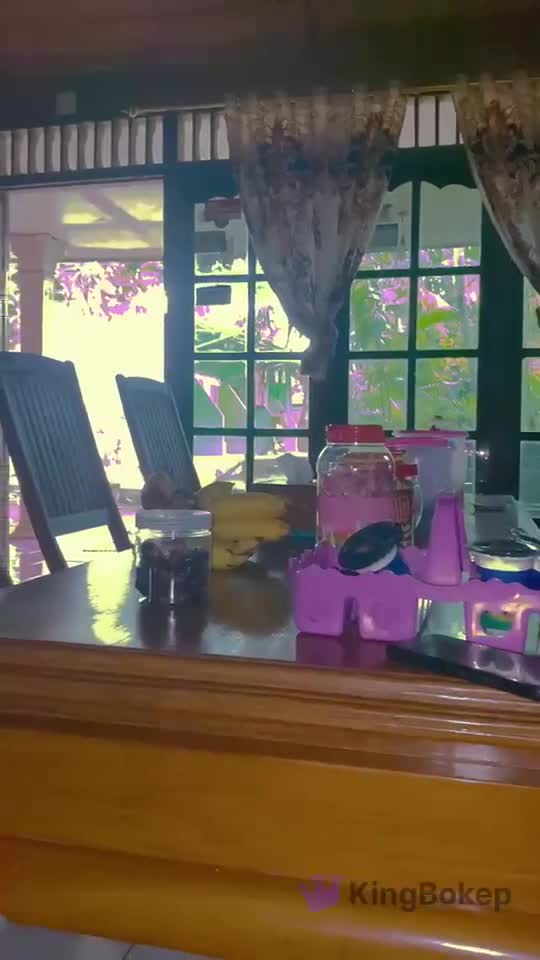 Video_Pintu_Gak_Dikunci,_Binor_Siang_Bolong_Main_di_Ruang_Tengah.mp4_-_PoopHD.mp4
