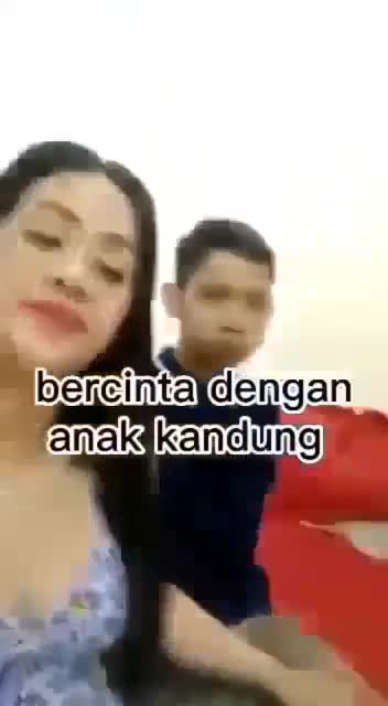 di_ajarin_Tante_ngewe.mp4